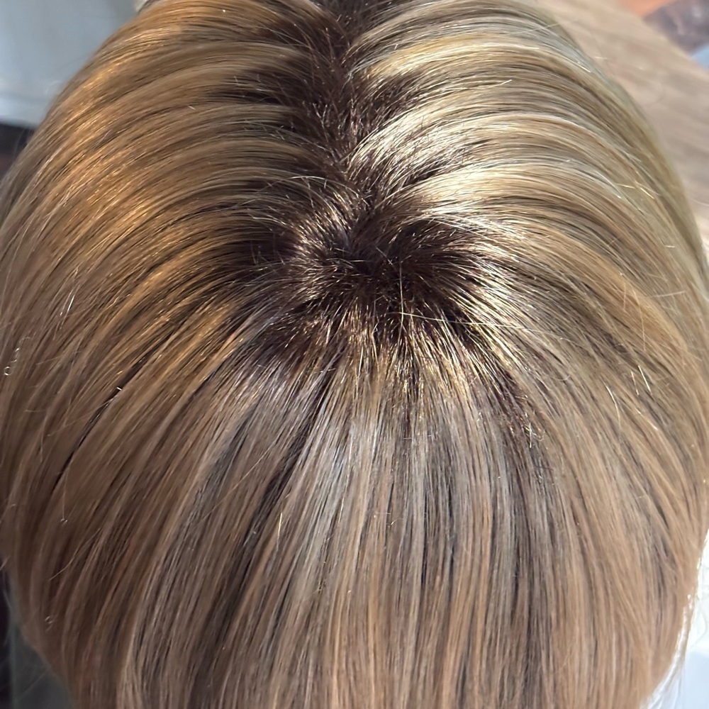 Jon Renau Blair short bob Wig color shaded praline 22FS8. - Picture 4 of 11